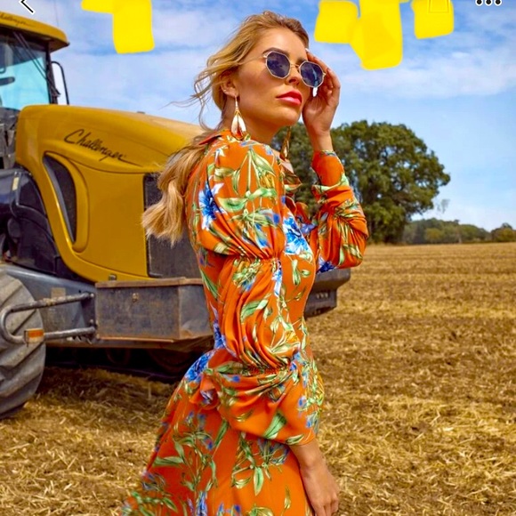 NEW TIE NECK GATHERED SLEEVE FLORAL PRINT DRESS - Picture 4 of 6